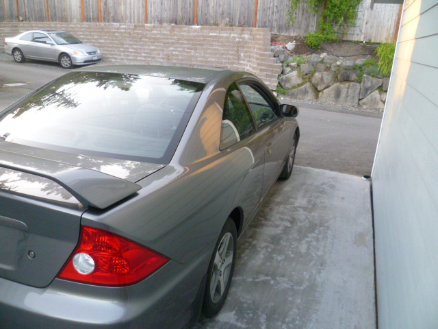 06 Honda civic loosing oil #2